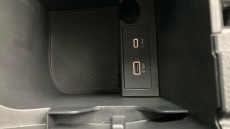 Nissan Qashqai 1.3 DiG-T MH N-Connecta 5dr Petrol Hatchback